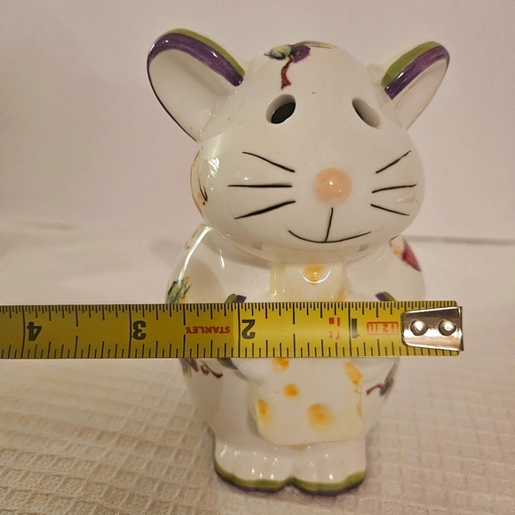 Bella Casa By Ganz Ceramic Mouse Figurine Parmesan Cheese Shaker ~ 5" Tall - Picture 9 of 9